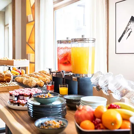 Novotel Mont-blanc Hotel 4*