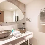Novotel Mont-blanc Hotel 4*