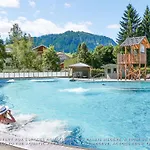 ホテル Novotel Mont-blanc メジェーヴ