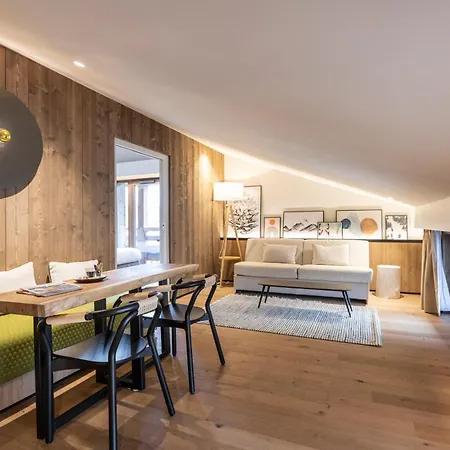 Novotel Mont-blanc Готель 4*