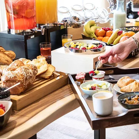 Готель Novotel Mont-blanc
