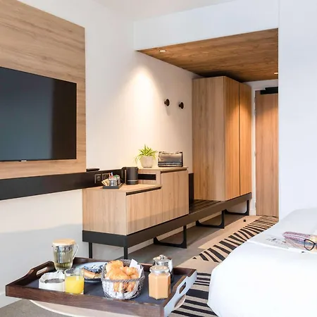 Novotel Mont-blanc Готель