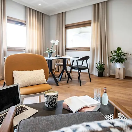 Novotel Mont-blanc Hotel 4*