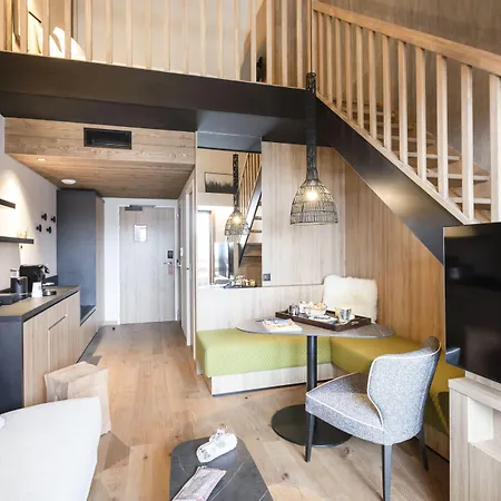 Novotel Mont-blanc 4*