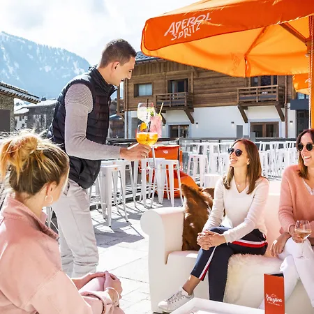Otel Novotel Mont-blanc Megève