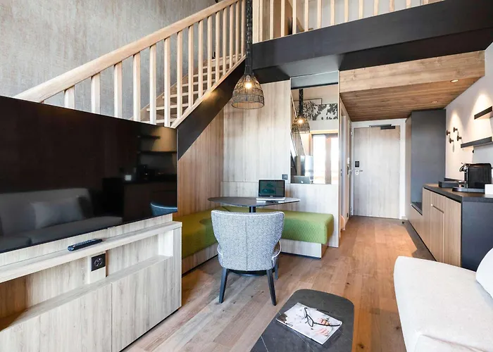 Hotel Novotel Mont-blanc 4*