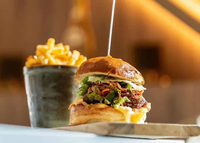 Novotel Mont-blanc מלון מגב